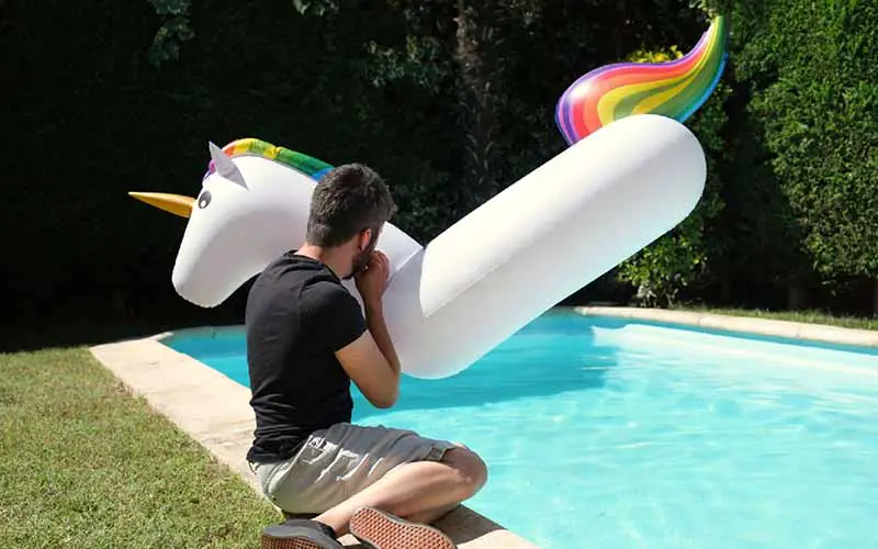 How to Blow Up a Pool Floaty Without a Pump