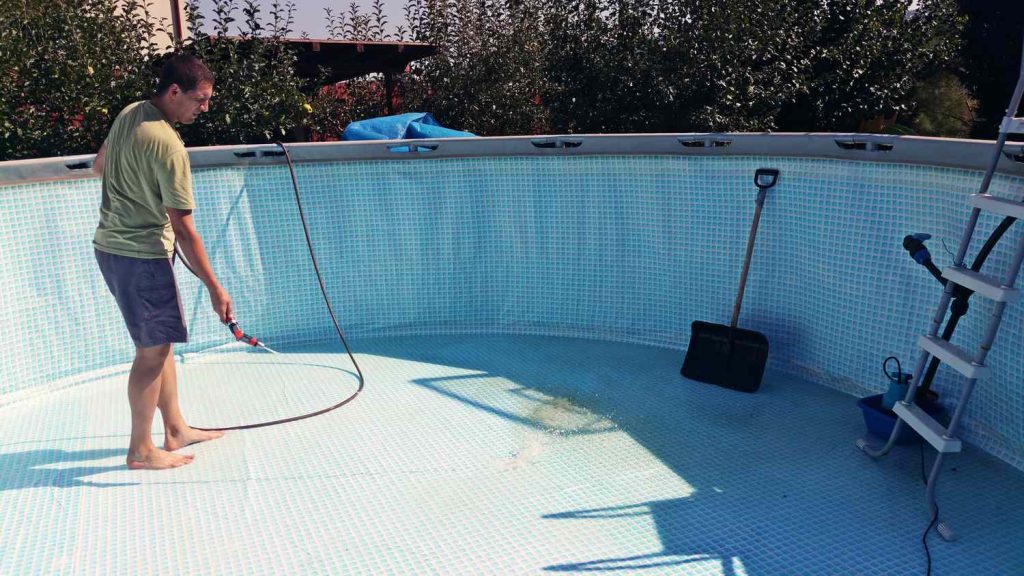 How to Care for a Pool above Ground