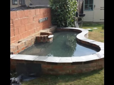 How to Build a Raised Pond With Bricks