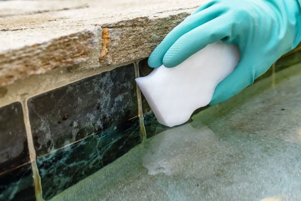 How to Clean Pool Tile