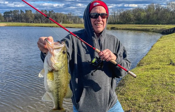 Best Way to Catch Bass In a Pond