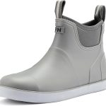 best shoes for fishing on a boat